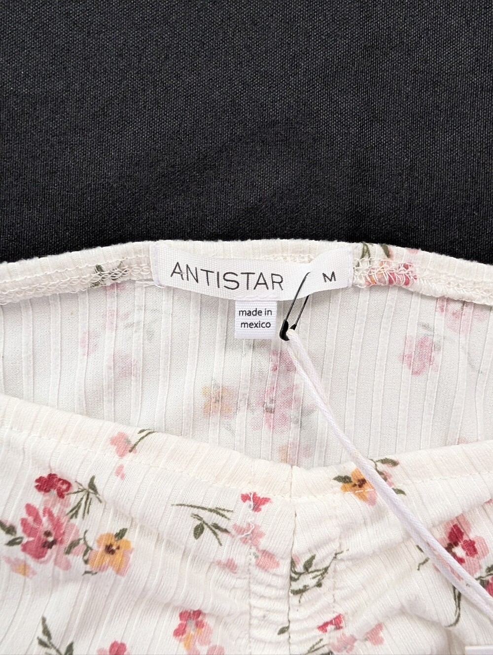 NWT Antistar Floral Ribbed Ruched Top - Picture 3 of 3